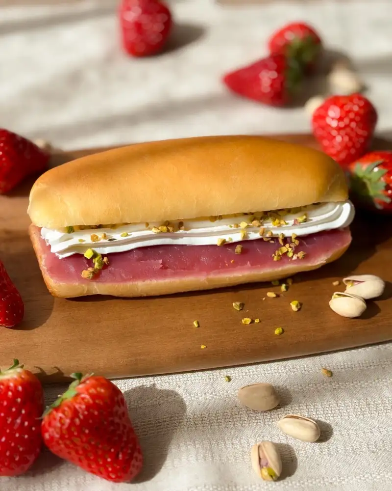 あまおういちごあん&ホイップ